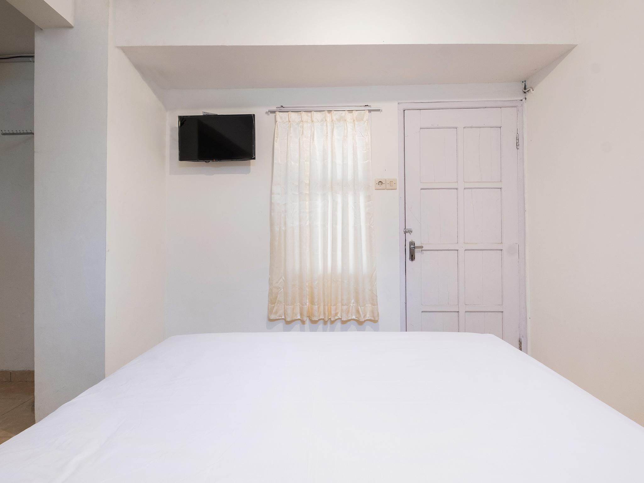 โอโย 2173 Bnv เฮาส์ บาบาร์ซารี Hotel Maguwo ภายนอก รูปภาพ